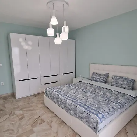 Panoramic Penthouse * فارنا